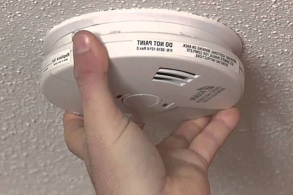 How- to-Disable-or-Replace-an-RV-Carbon-Monoxide-Detector