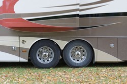 What-is-a-Tag-Axle-On-an-RV