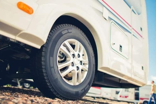 Finding-RV-Tire-Installation-Near-Me-Does-Walmart-install-It