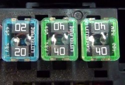6400 blows 30 amp fuse when key is on