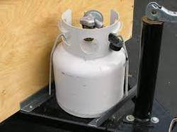 Mounting-Propane-Tank-On-The-Trailer-Tongue