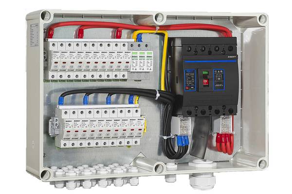 Do-I-Need-a-Solar-Disconnect-(RV-Solar-Disconnect-Switch)