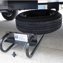 RV-Spare-Tire-Mount-Under-Frame