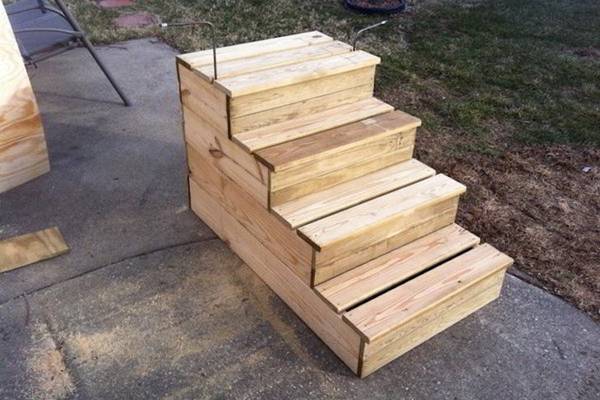 How-to-Build-Wooden-Steps-For-a-Camper-(Free-RV-Step-Plans)