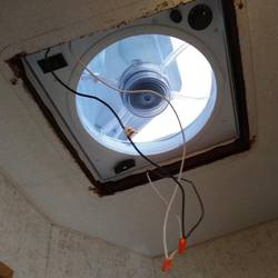 RV-Bathroom-Fan-Wiring