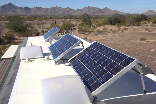 Finding-a-Solar-Roof-Top-Combiner-Box-For-Your-RV-(4-Options)