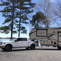 Can-You-Pull-a-Fifth-Wheel-With-An-F150 (2)