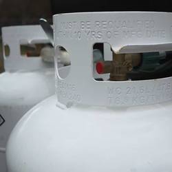How-Much-Pressure-is-in-a-30-lb-Propane-Tank