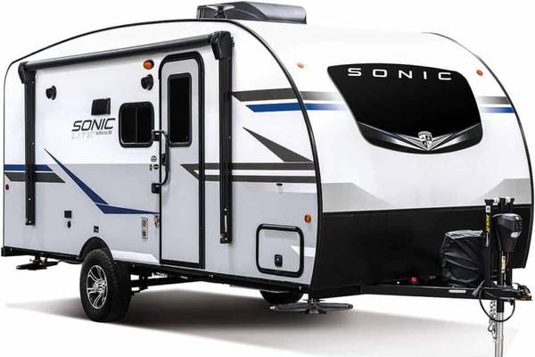 List-of-7-Foot-Wide-Travel-Trailers-(Who-Makes-7-Ft-Wide)
