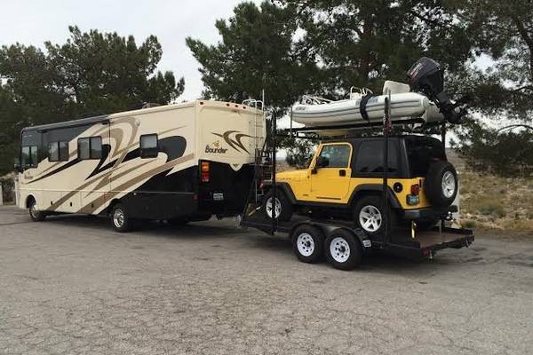 Ford-V10-Motorhome-Towing-Capacity-How-Much-Can-a-V10-Tow