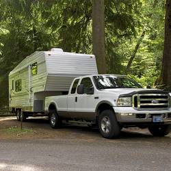 Motorhome-Ford-V10-Towing-Tips