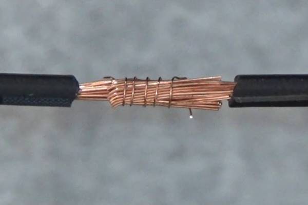 Splicing-10-Gauge-Wire-(How-to-Splice-10-Gauge-Stranded-Wire)