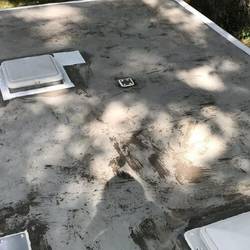 Acetone-On-RV-Rubber-Roof