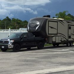 Can-You-Pull-a-Fifth-Wheel-With-a-Toyota-Tundra