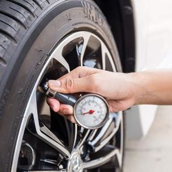 Truck-Tire-Pressure-When-Towing-a-5th-Wheel