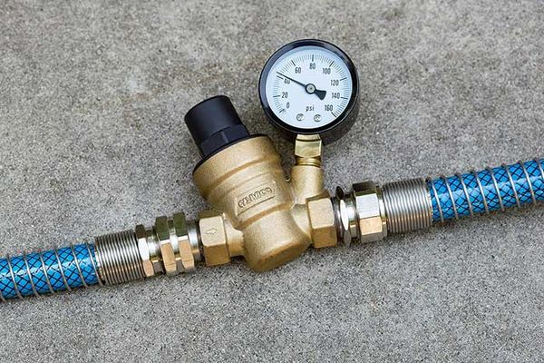 What-Is-The-Maximum-Water-Pressure-For-RV-(Guide)