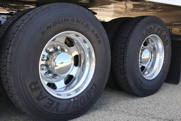Goodyear-Endurance-vs-Maxxis-M8008-(Maxxis-M8008-Review)