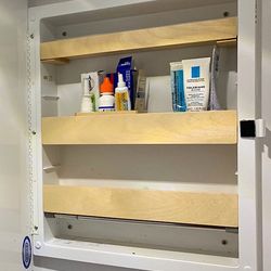 How-To-Remove-RV-Medicine-Cabinet