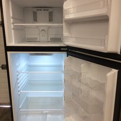 Insignia-Refrigerator-Freezer-Not-Freezing