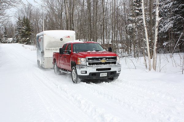 Pulling-Travel-Trailer-In-Snow-(Can-You-Tow-In-The-Snow)