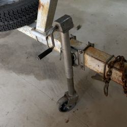 How-To-Fix-a-Manual-Trailer-Jack