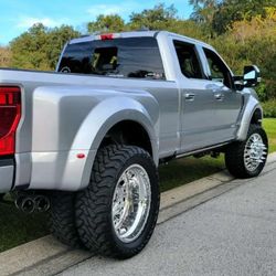 Best-Tires-For-F450-Dually