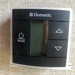 E1-Code-on-Dometic-Thermostats