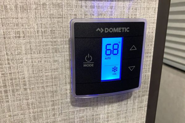 How-To-Change-a-Dometic-Thermosta-From-Celsius-to-Fahrenheit
