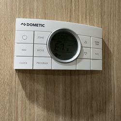 What-Does-E-1Mean-On-a-Dometic-Thermostat