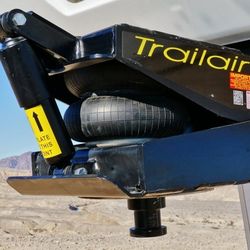 Can-You-Adjust-The-Pin-Box-On-The-Fifth-Wheel