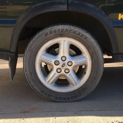 Can-You-Put-265-Tires-on-a-255-Rim