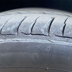 How-Much-Cracking-is-Okay-on-Tires