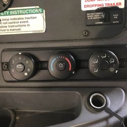 How-do-You-Reset-The-Heater-Control-on-a-Freightliner