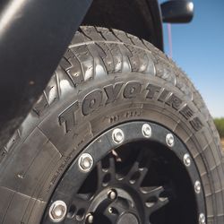 How-To-Read-The-Date-Code-on-Toyo-Tires