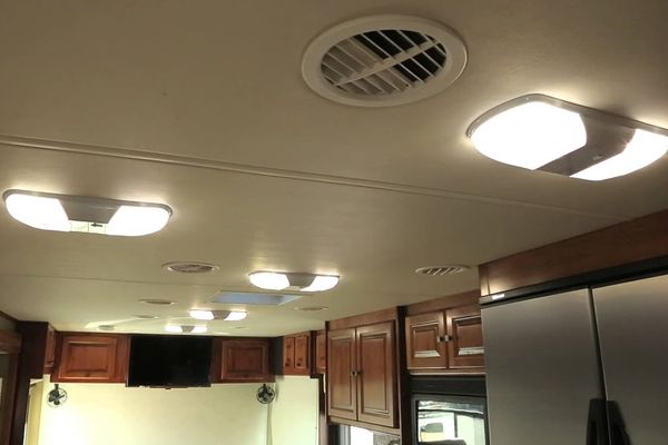 RV-Luminaire-VR-Fixture-How-TChange-Ceiling-Lights-On-RVs