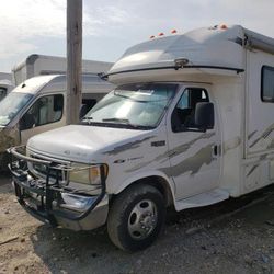 Buying-Used-RV-Parts-in-Michigan