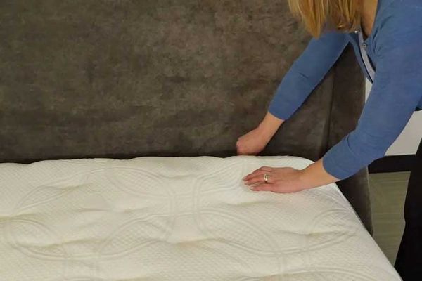 How-To-Fix-a-Sleep-Number-Bed-Deflating-on-One-Side-(Guide)