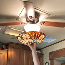 RV-Ceiling-Fan-With-Light