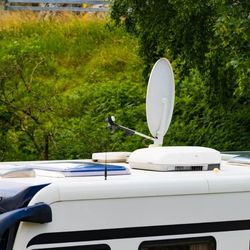 What-Kind-Of-Antenna-is-on-an-RV