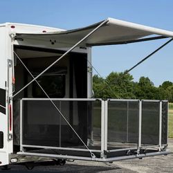 Finding-RV-Trailer-With-Sliding-Patio-Doors