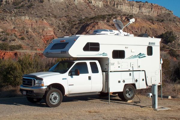 Truck-Camper-On-Utility-Bed-Putting-a-Camper-On-a-Utility-Bed