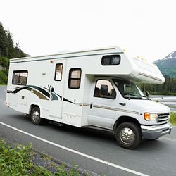 How-Much-Should-I-Trade-in-My-RV-vs.-Retail-Value