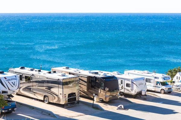 Trade-In-Boat-For-RV-RV-Dealers-Taking-Boats-as-Trade-Ins